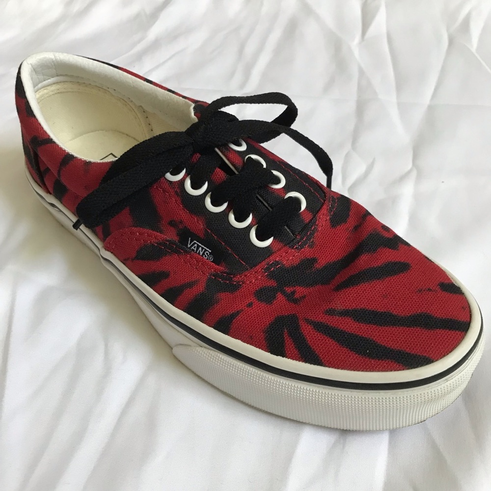 VANS Era Tie Dye - Red & Black